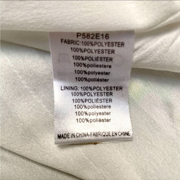 Molly Bracken White Floral Shift Dress Short Sleeve Pockets Small - Picture 15 of 15